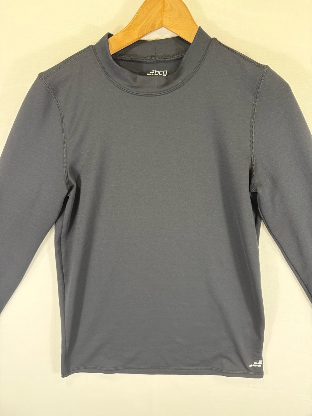 bcg Men's Long-Sleeve Athletic Tee in Black. Size: XL (18-20)